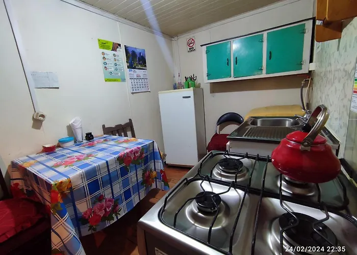 Hospedaje Pension Ely Cabana 2 Habitaciones 5 Personas